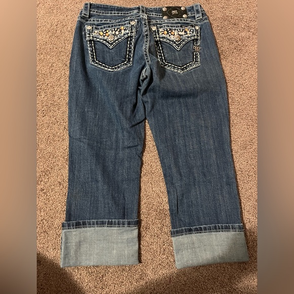 Miss Me Boyfriend Capri - Picture 8 of 8